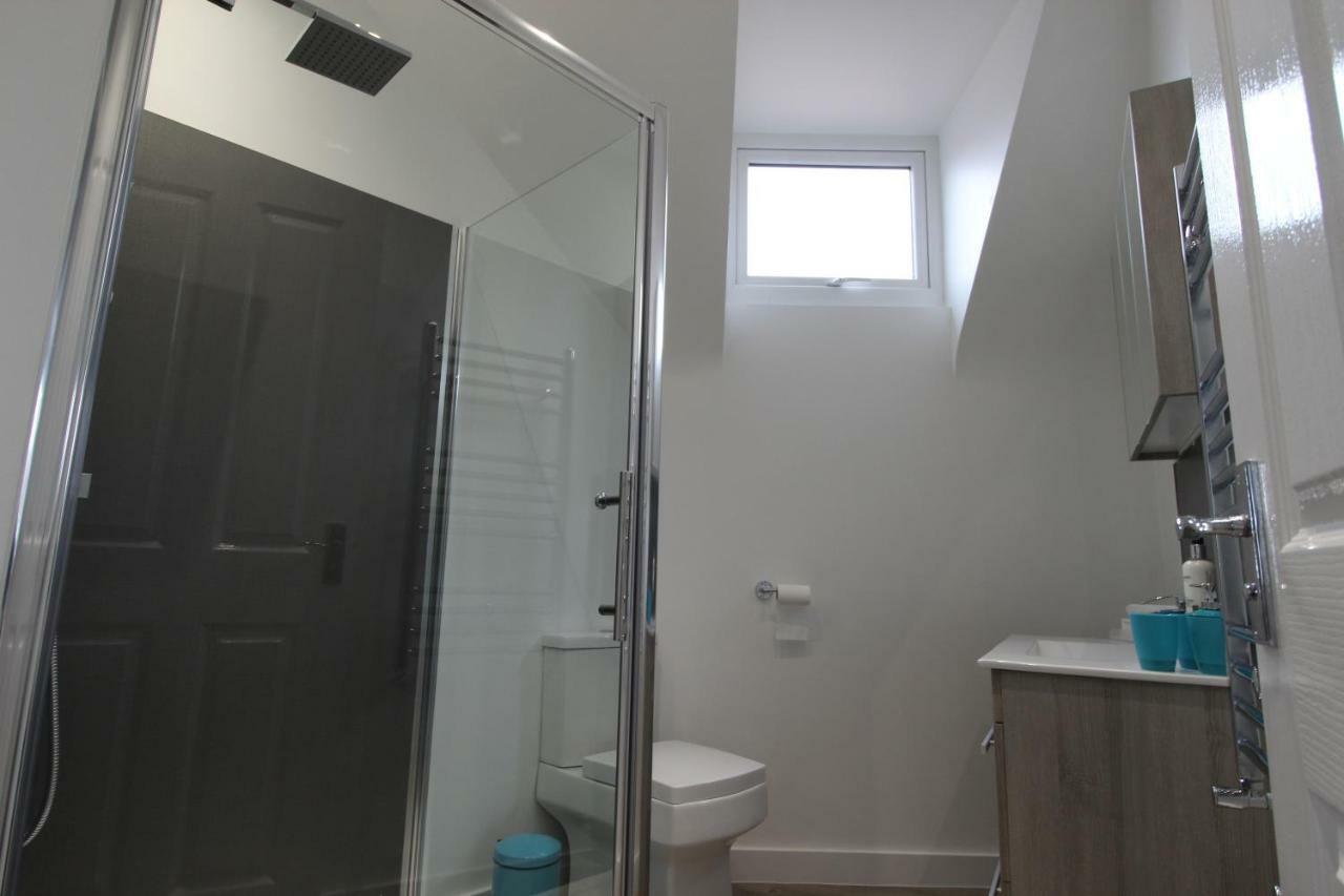 2 Serviced Apartments In Childwall-South Liverpool - Each Apartment Sleeps 6 Esterno foto