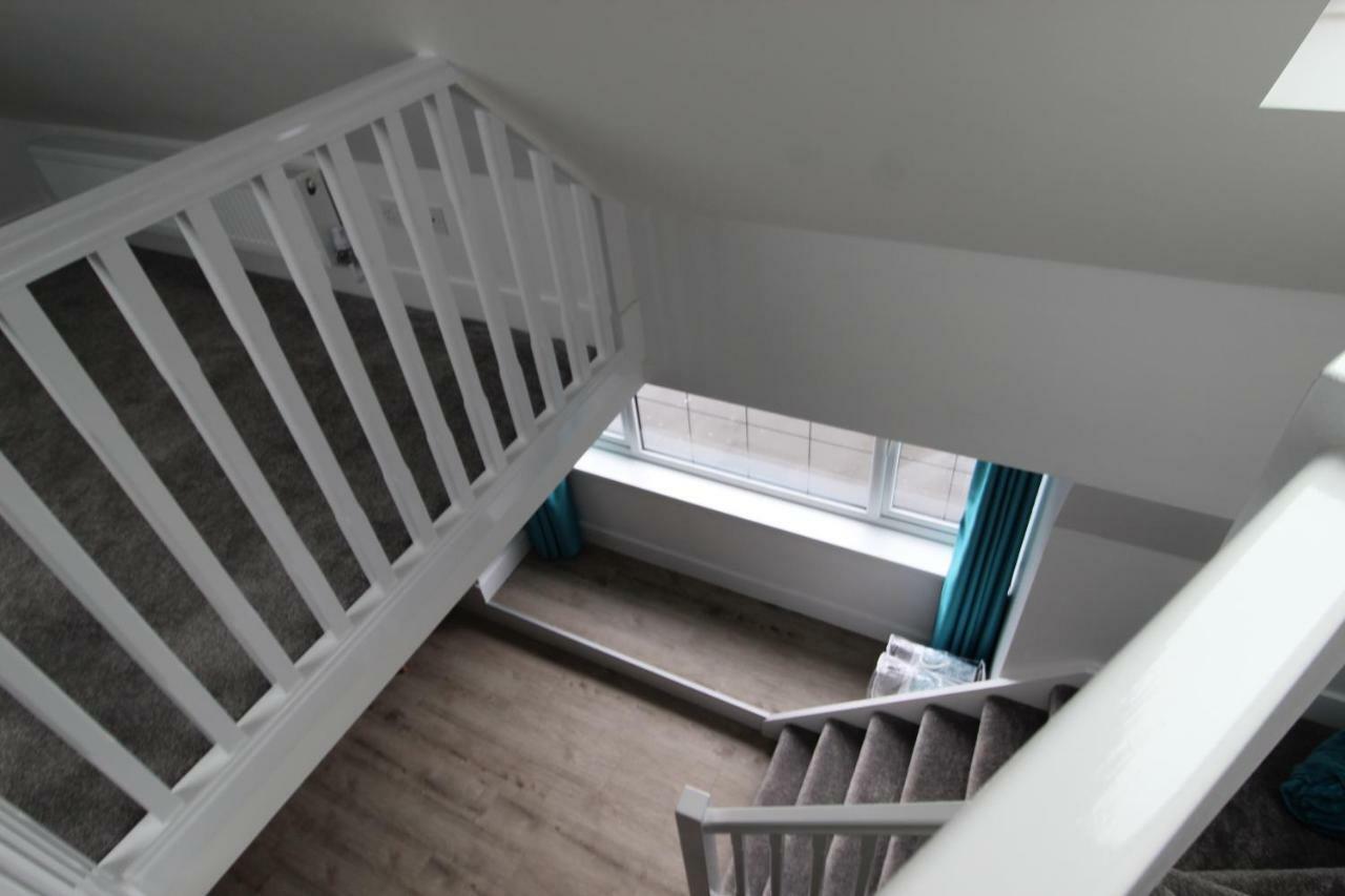 2 Serviced Apartments In Childwall-South Liverpool - Each Apartment Sleeps 6 Esterno foto